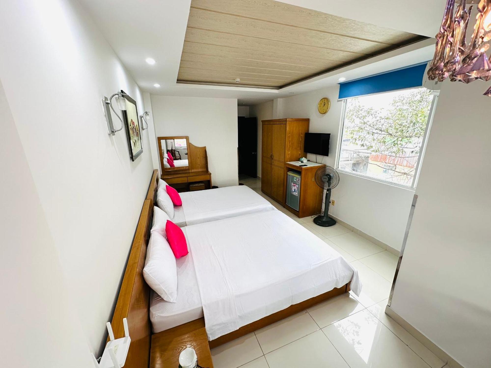 הו צ'י מין סיטי Redflower Hotel מראה חיצוני תמונה