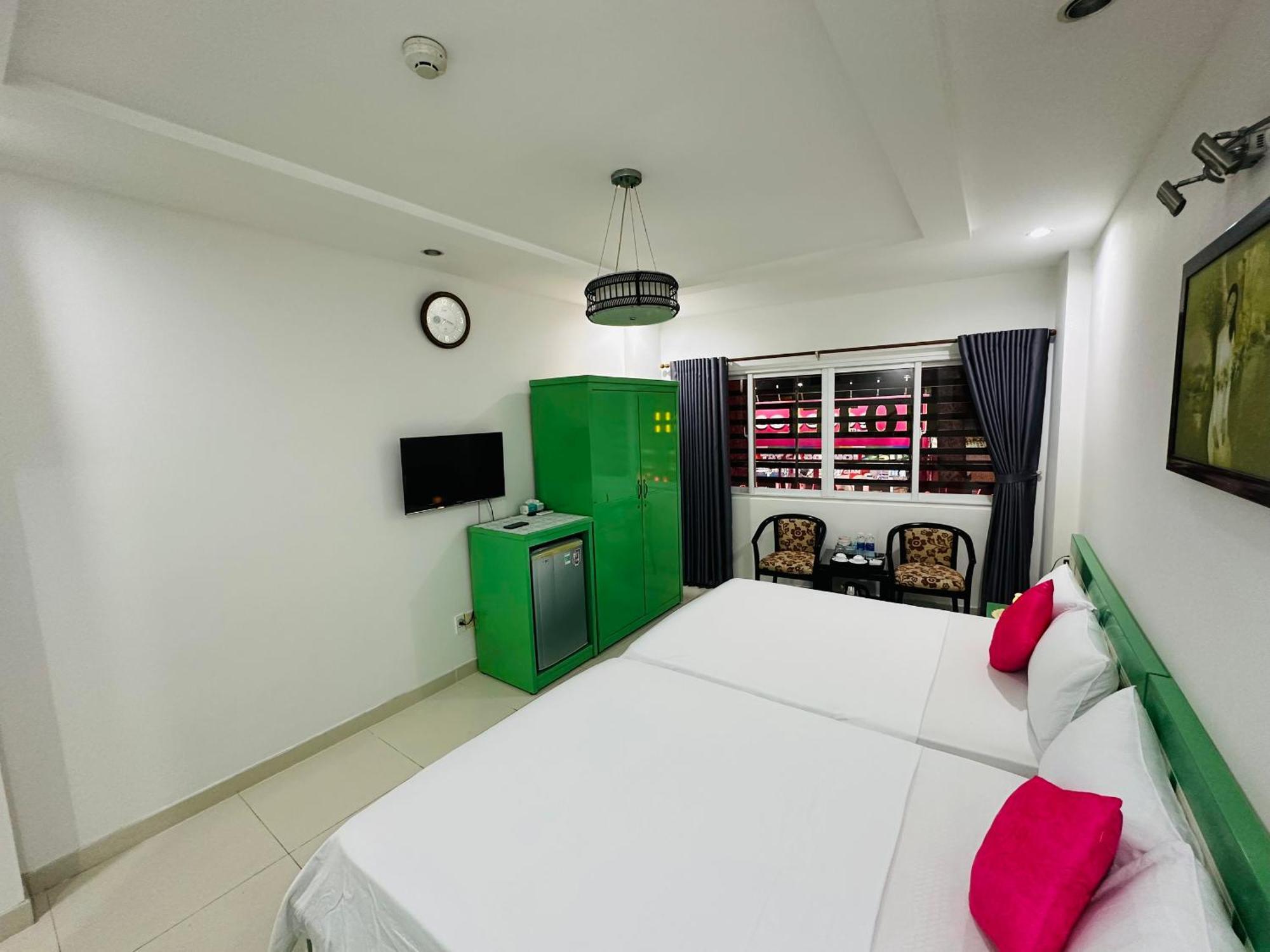 הו צ'י מין סיטי Redflower Hotel מראה חיצוני תמונה
