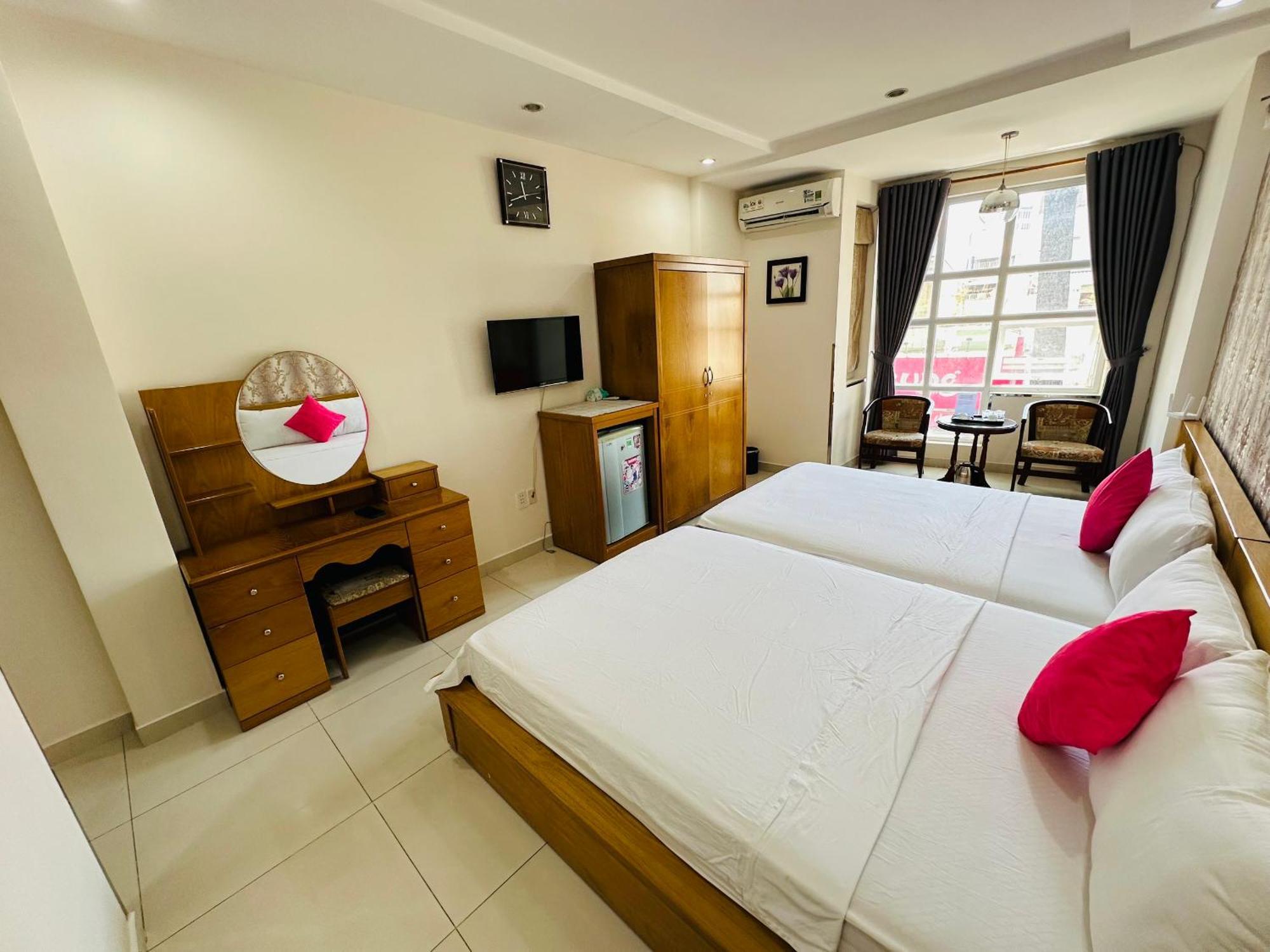 הו צ'י מין סיטי Redflower Hotel מראה חיצוני תמונה