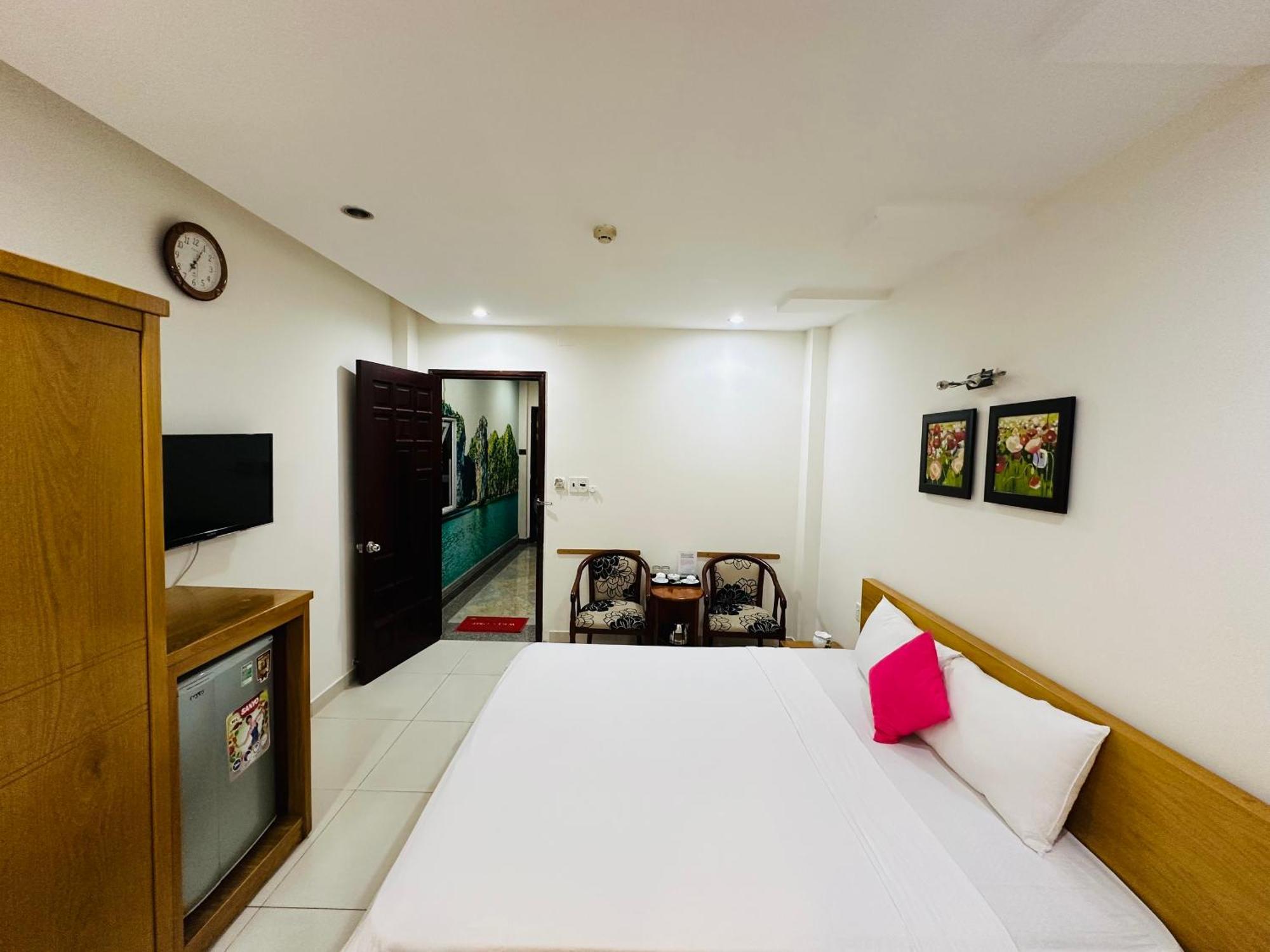 הו צ'י מין סיטי Redflower Hotel מראה חיצוני תמונה