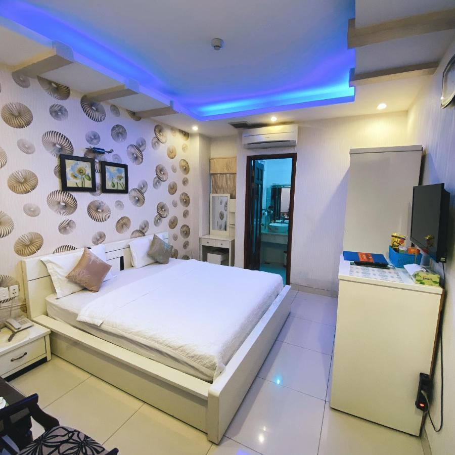 הו צ'י מין סיטי Redflower Hotel מראה חיצוני תמונה