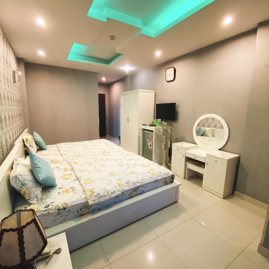 הו צ'י מין סיטי Redflower Hotel מראה חיצוני תמונה